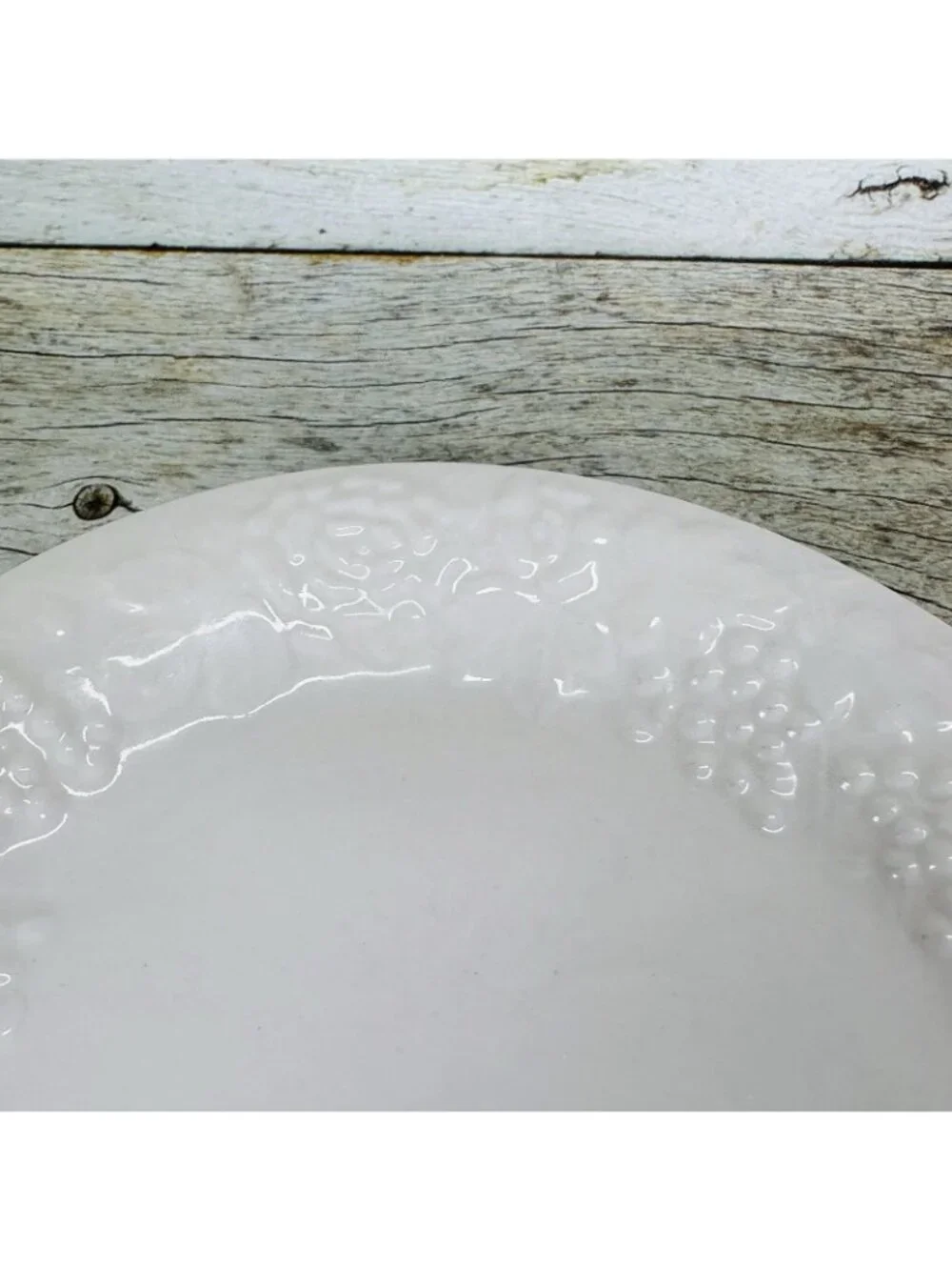 Gibson FOUR SEASONS White Embossed Fruit Floral Trellis Rim Salad Plates Set 4